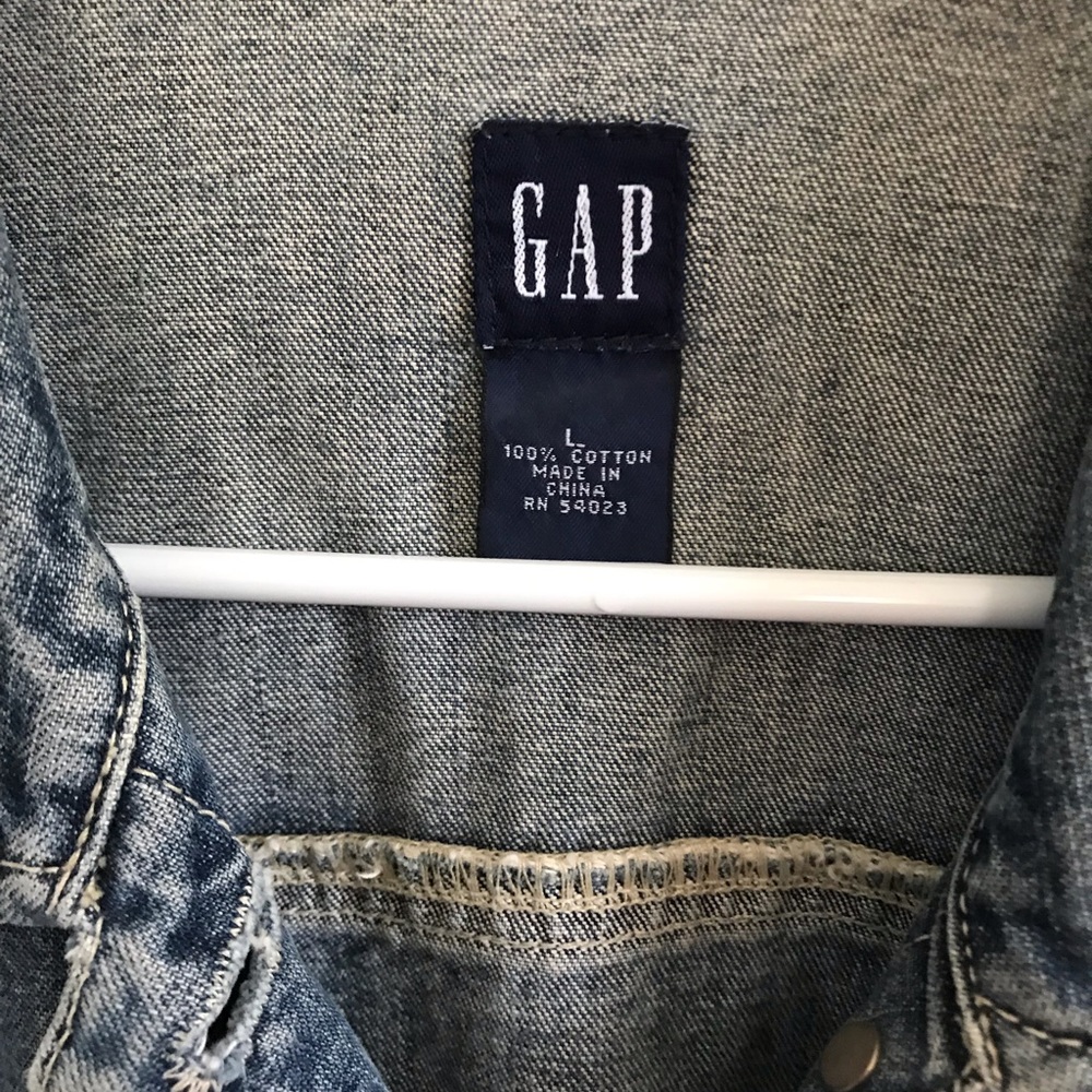 Denim jacket - Picture 2 of 3